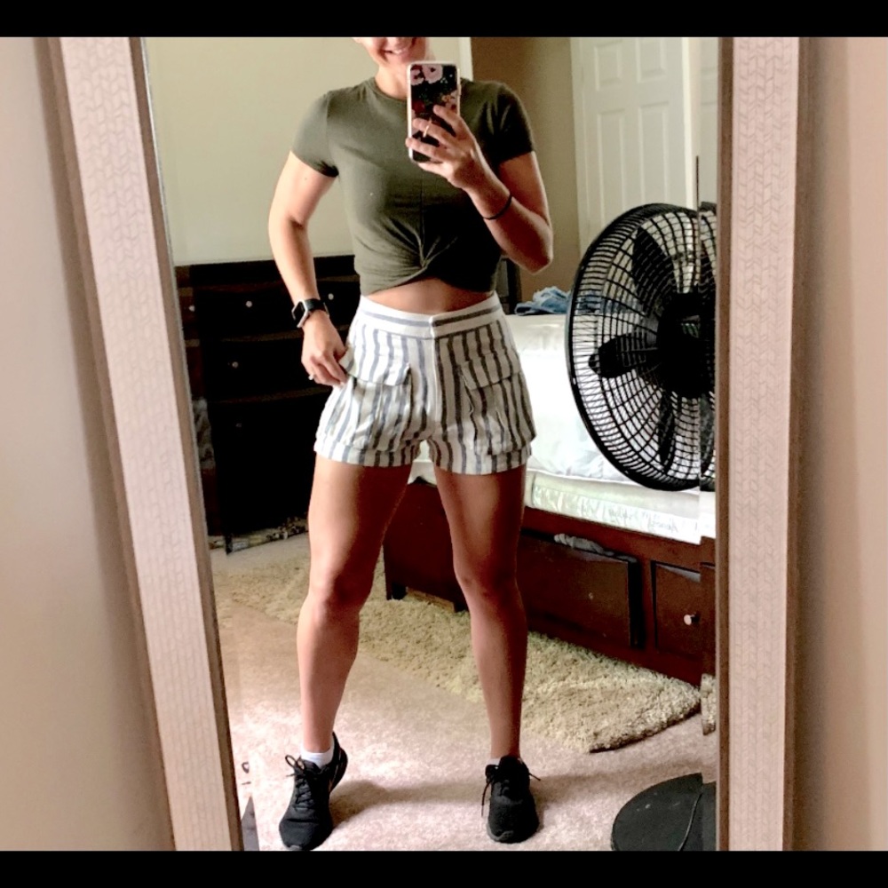 High waisted stripe shorts